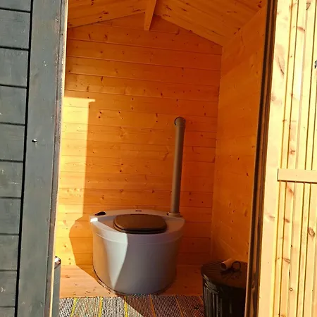 Log In Pomarkku, Valkjaervi *