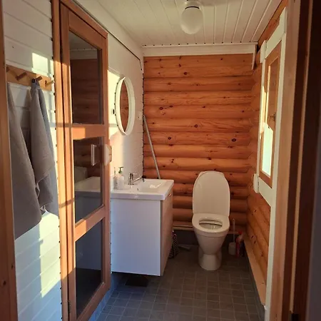 Log In Pomarkku, Valkjaervi Chalet
