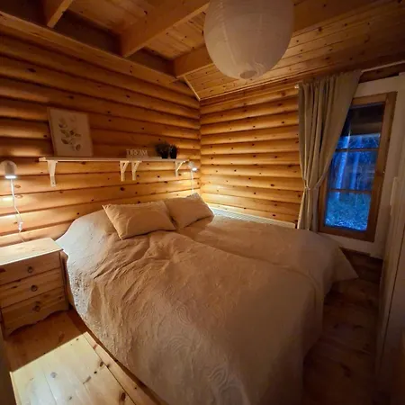 Chalet Log In Pomarkku, Valkjaervi *