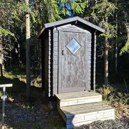 Log In Pomarkku, Valkjaervi פורי